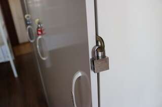 Хостелы Hostel in Nursat Шымкент Общий номер для мужчин с 6 кроватями-9