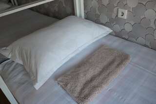 Хостелы Hostel in Nursat Шымкент Общий номер для женщин с 6 кроватями-5